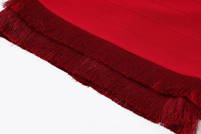 VESTIDO MIDI ROJO CON FLECOS