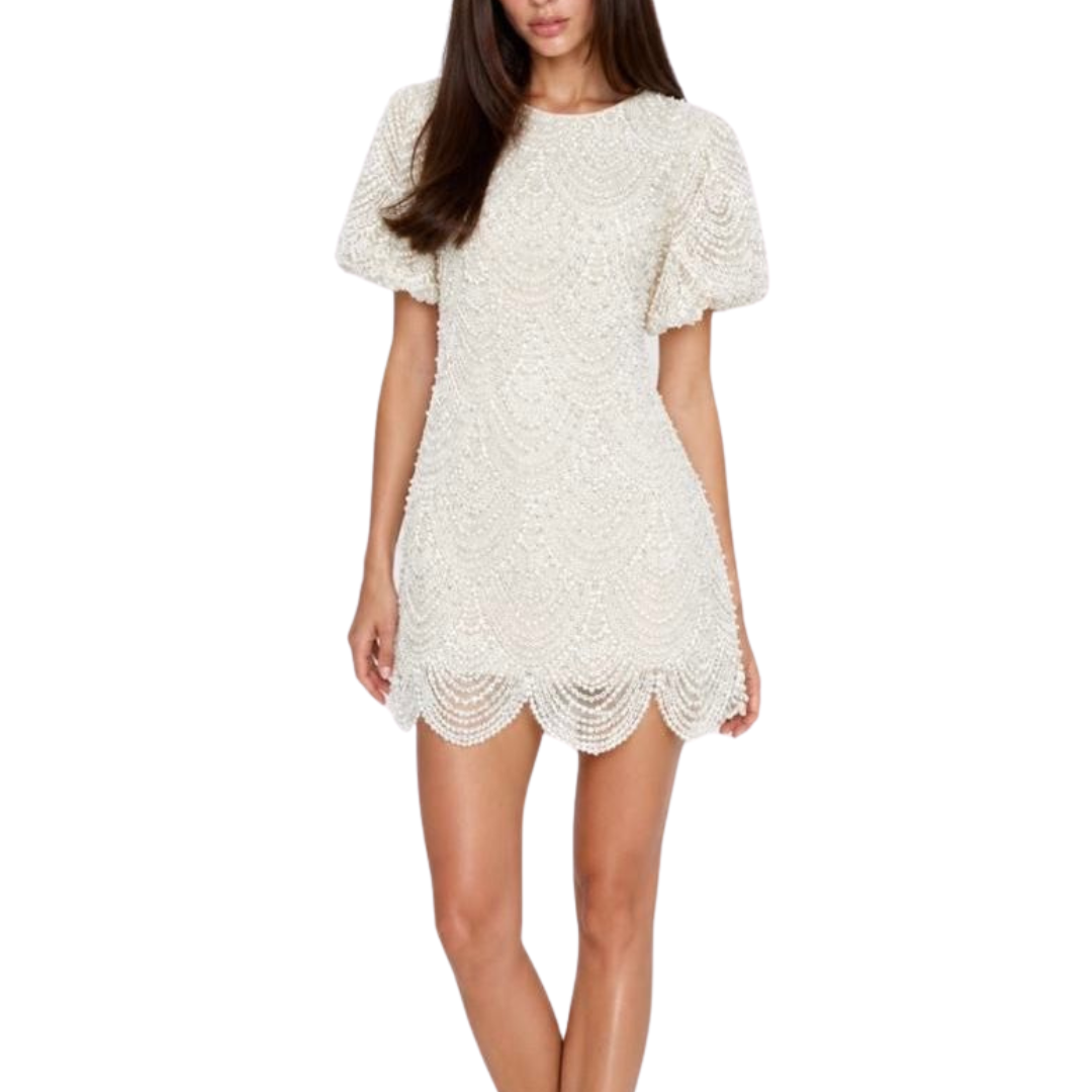 VESTIDO CORTO CON MANGA BEIGE DE PERLAS