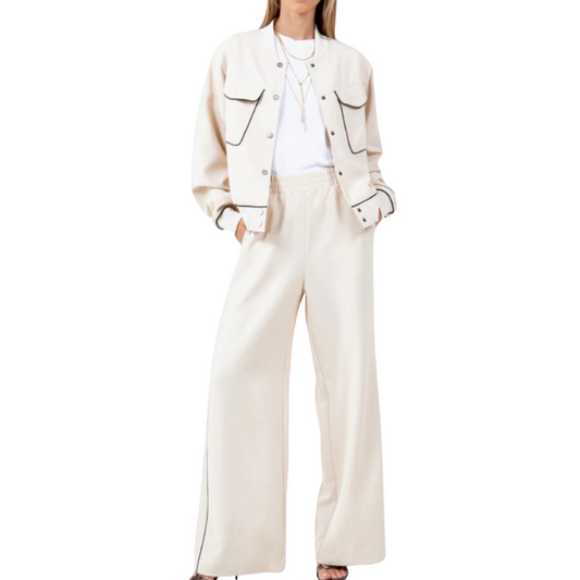 SET DE PANTS BEIGE CON CONTORNO NEGRO