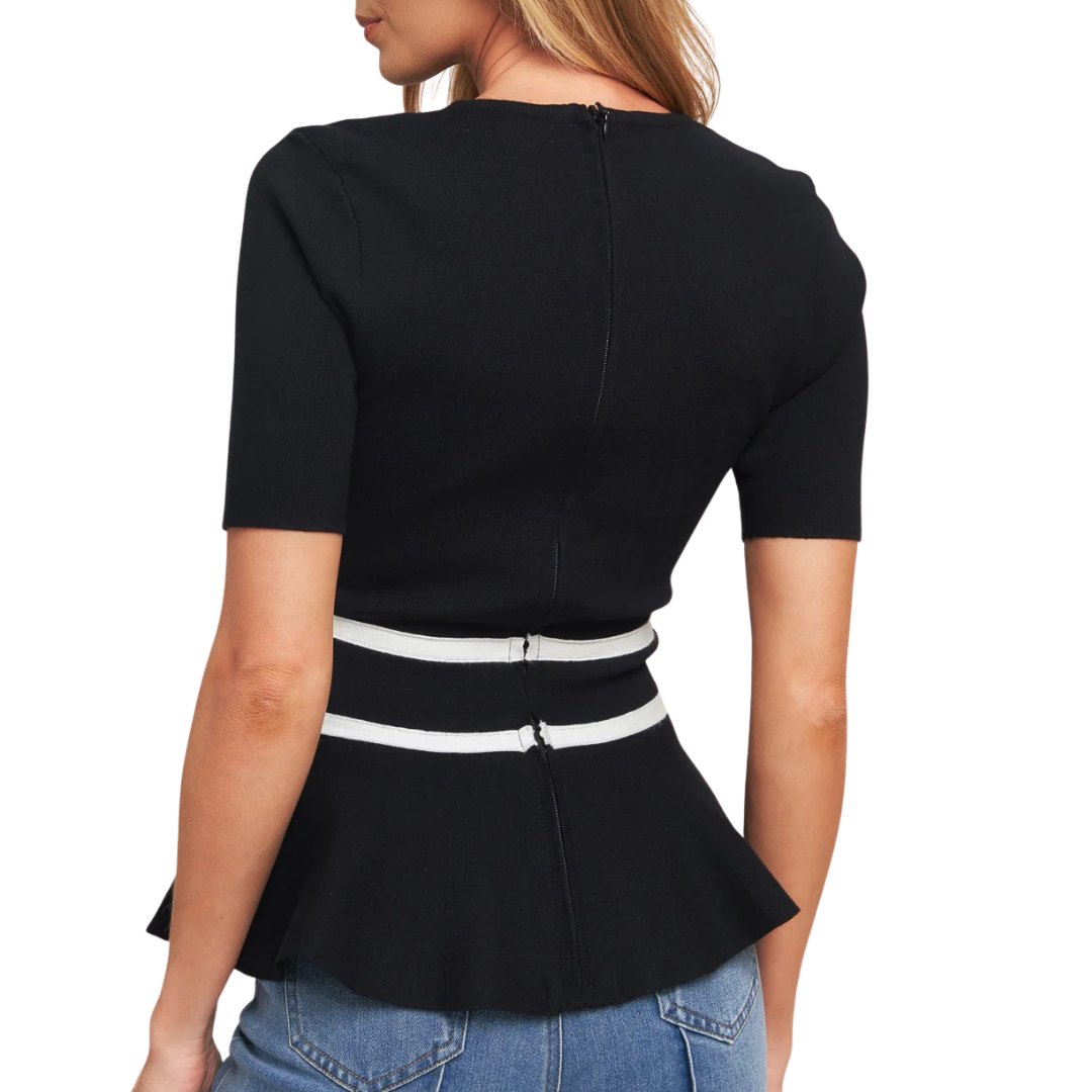 BLUSA NEGRA DE PUNTO CON LINEAS BLANCAS