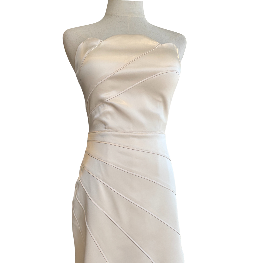 VESTIDO LARGO STRAPPLE SATÍN CON ENCAJE