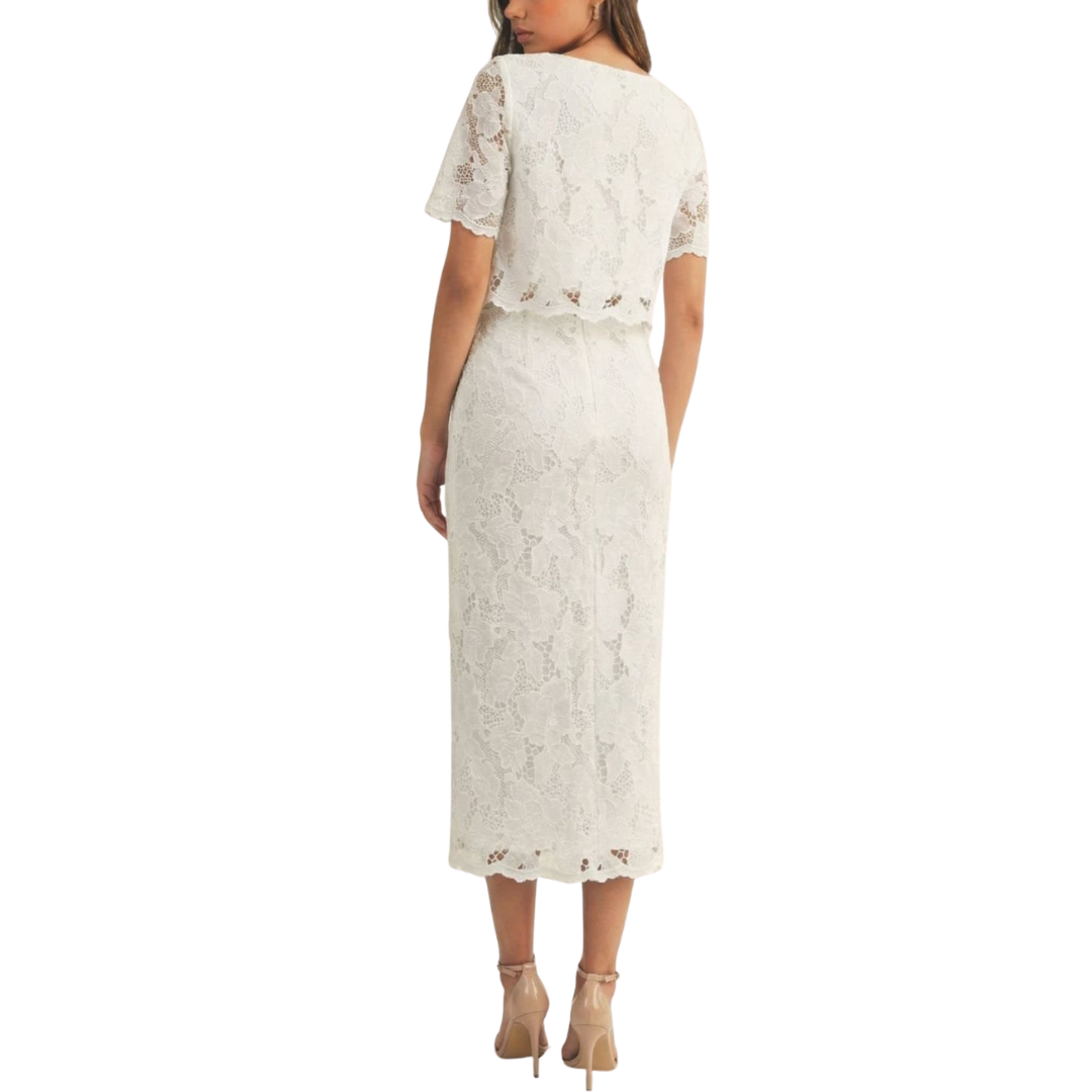 VESTIDO MIDI DE ENCAJE CON TORERITO BLANCO