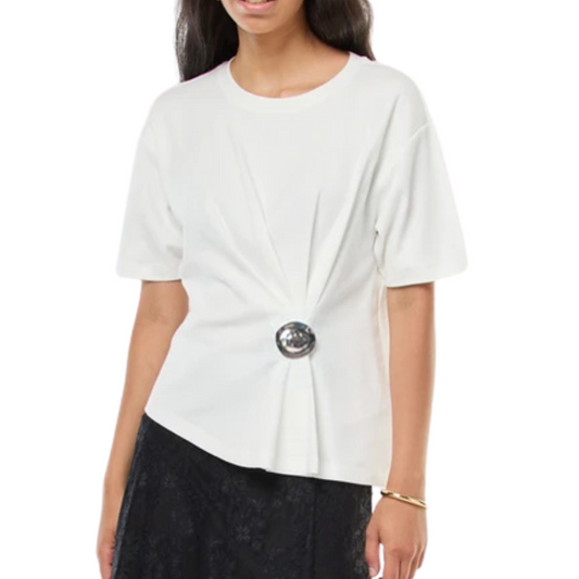 BLUSA CON MANGA BLANCA CON BOTON PLATEADO EN CINTURA