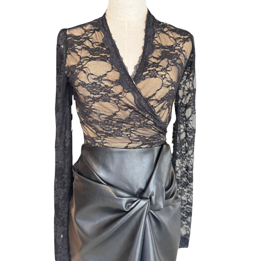 BLUSA MANGA LARGA ENCAJE NEGRO