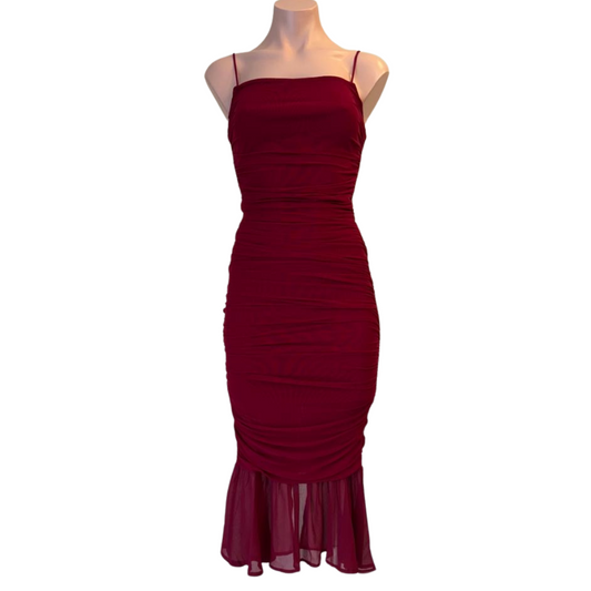 VESTIDO MIDI CORRUGADO VINO