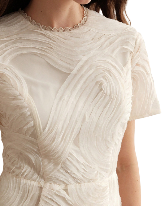 VESTIDO MIDI CON FLORES BEIGE