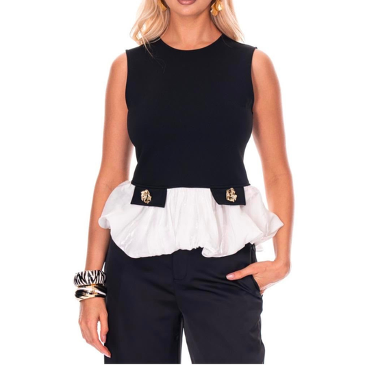 BLUSA NEGRO CON OLÁN BLANCO