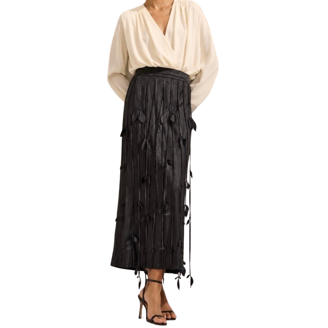 FALDA SATIN FLECOS CON FLORES NEGRA