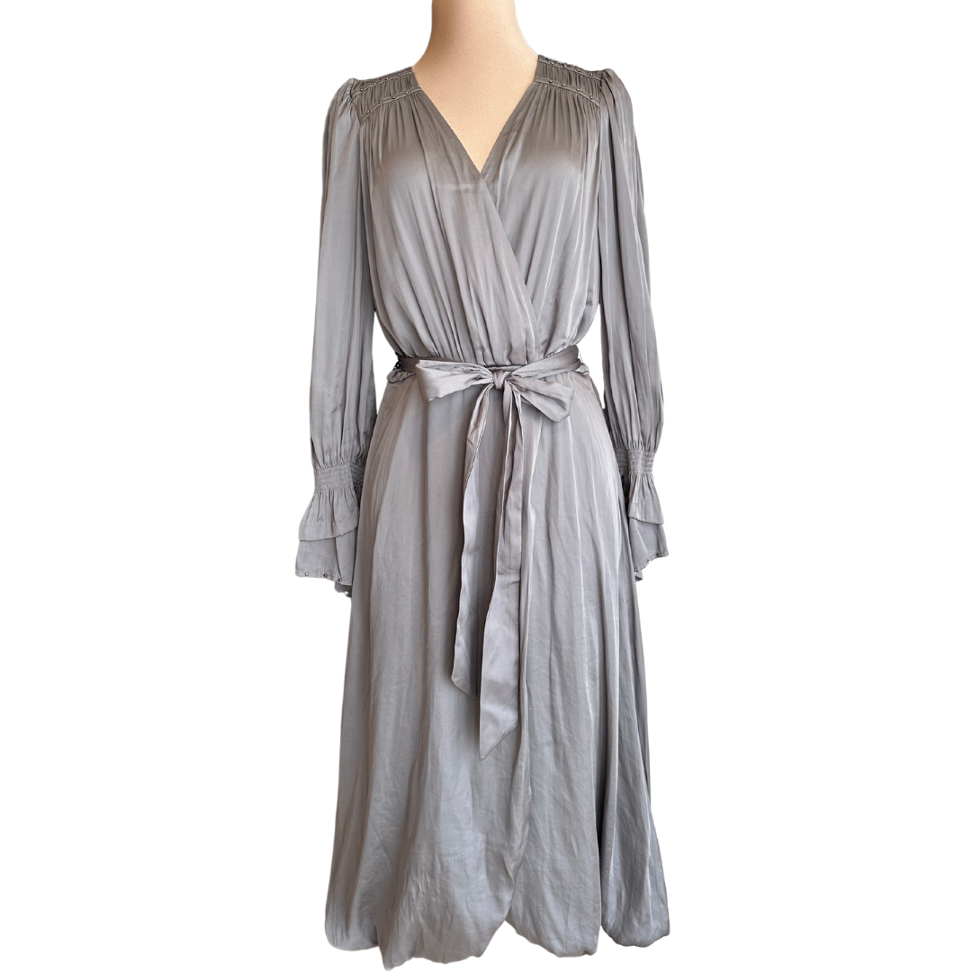 VESTIDO MIDI MANGA LARGA VERDE