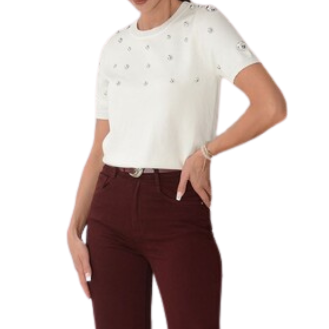 BLUSA BLANCA CON PERLAS PLATEADAS