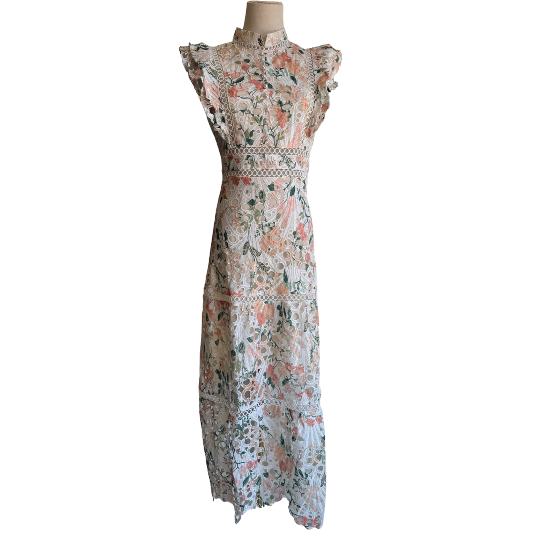 VESTIDO MIDI FLOREADO EN TONOS NARANJA Y VERDE CON PERLAS EN CUELLO