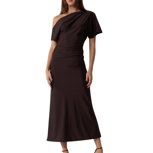 VESTIDO MIDI CUELLO ASIMÉTRICO CAFÉ