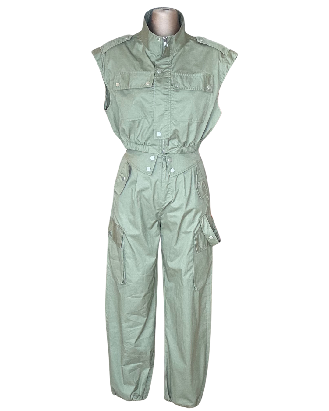 SET VERDE MILITAR CON CHALECO Y PANTALON CARGO