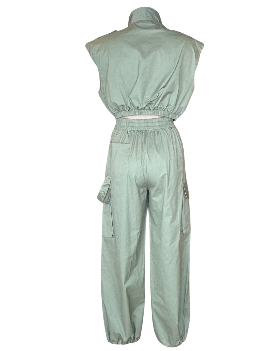 SET VERDE MILITAR CON CHALECO Y PANTALON CARGO