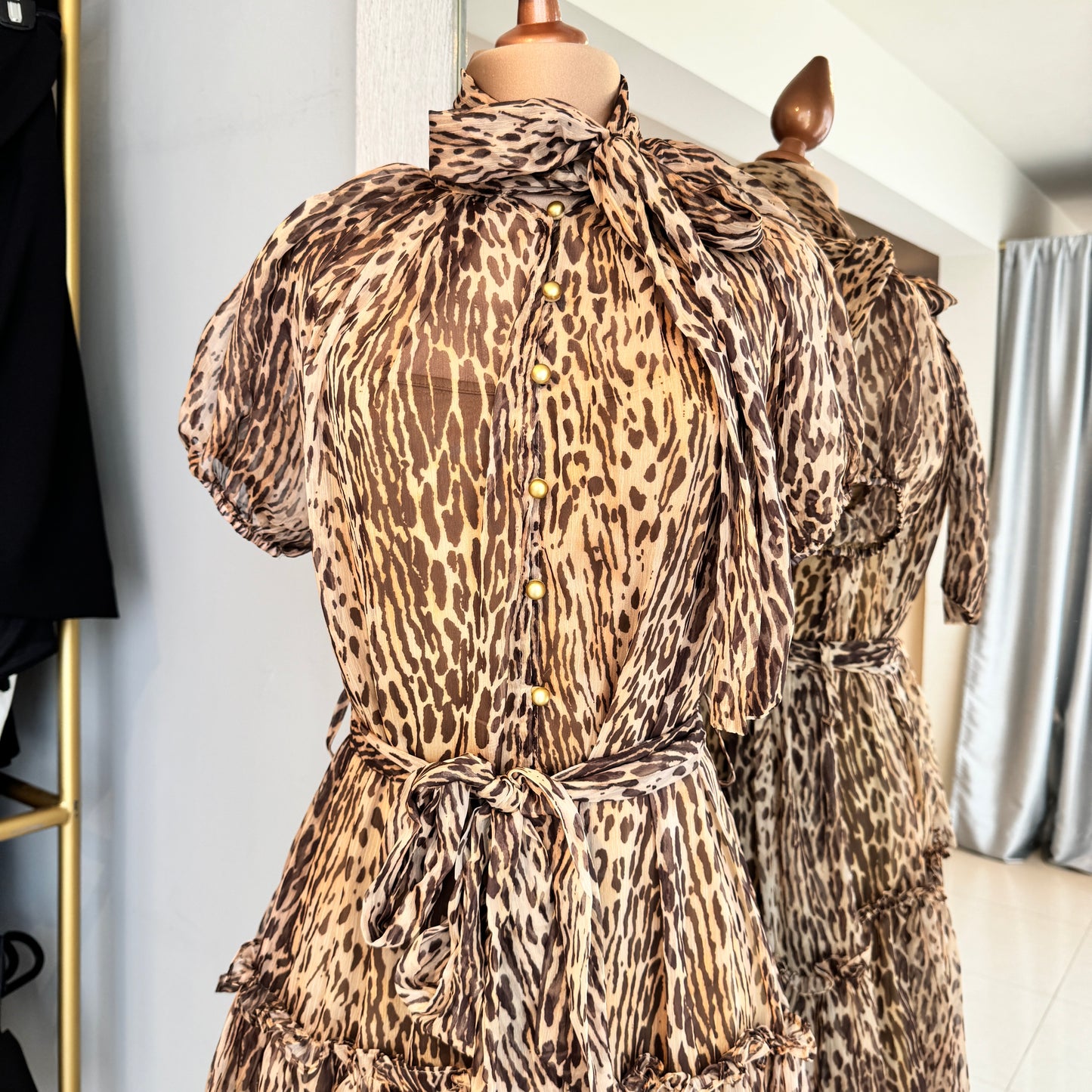 VESTIDO CORTO ANIMAL PRINT