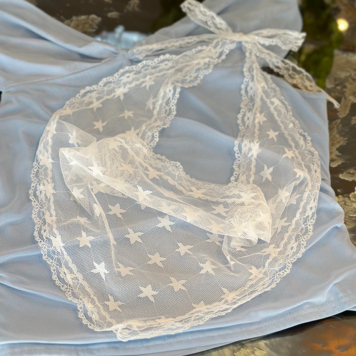 MASCADA DE ENCAJE BLANCO