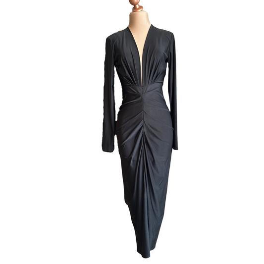 VESTIDO MIDI NEGRO CON MANGA LARGA CORRUGADO