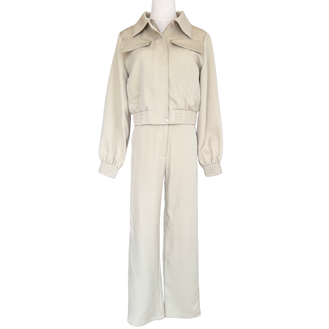 SET CHAQUETA Y PANTALON BEIGE