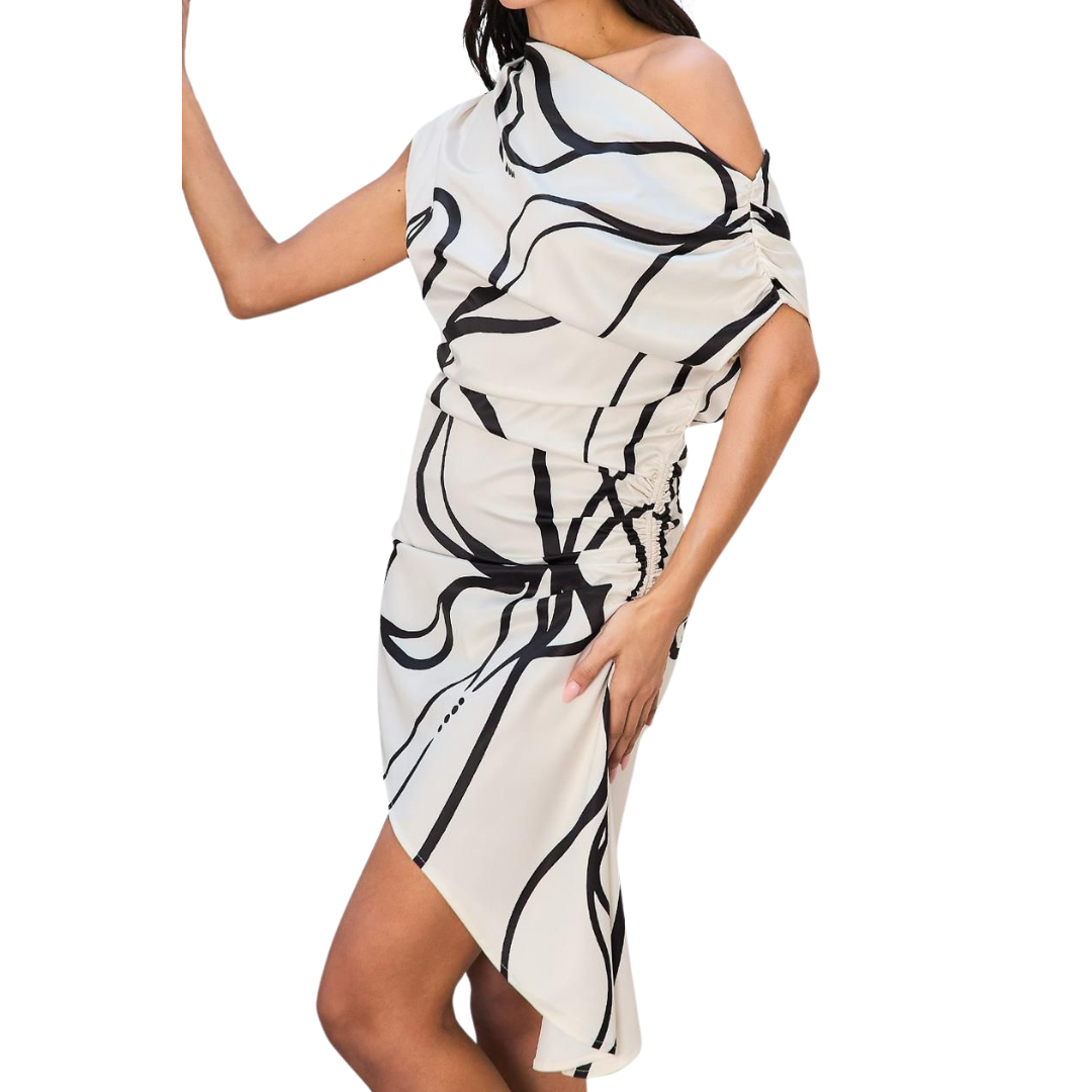 VESTIDO CORTO BEIGE CON LINEAS NEGRAS ASIMETRICO